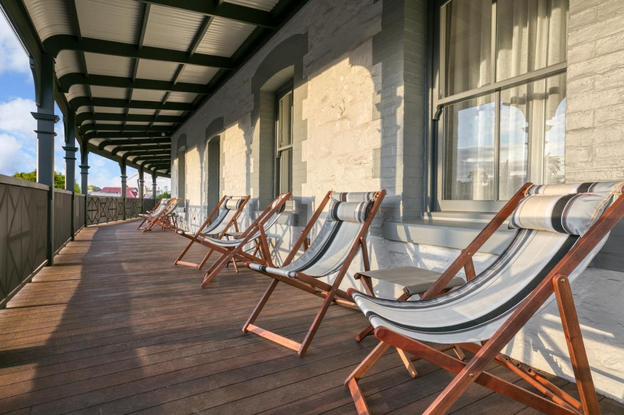 Farmers Home Hotel نورثام المظهر الخارجي الصورة